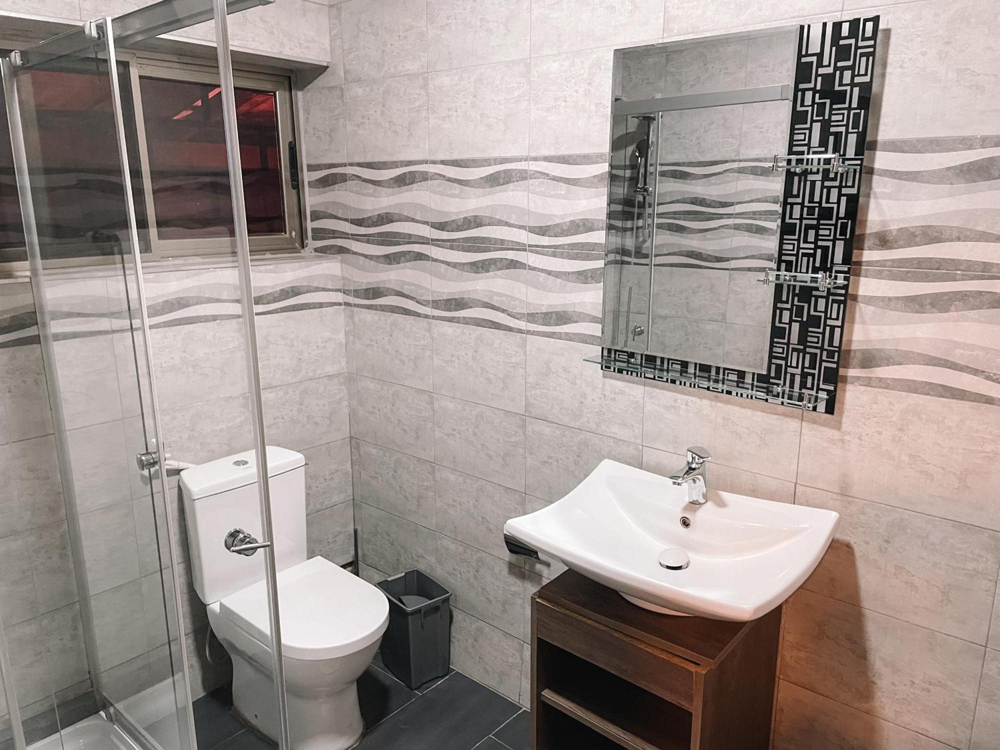 Sky Suites East Legon Accra Exterior photo
